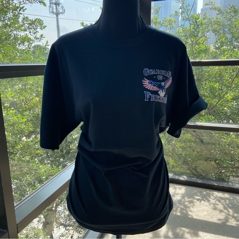 GILDAN Unisex Guardian Of Freedom T-Shirt Blue Sz L Patriotic American Freedom